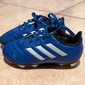 Boys size 10k soccer cleats